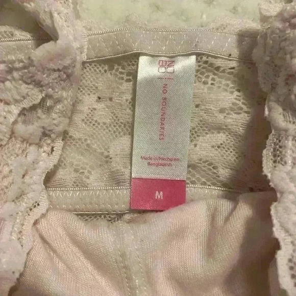 3 Bralettes Size Medium all have adjustable straps by Jockey & No Boundaries - Picture 5 of 7